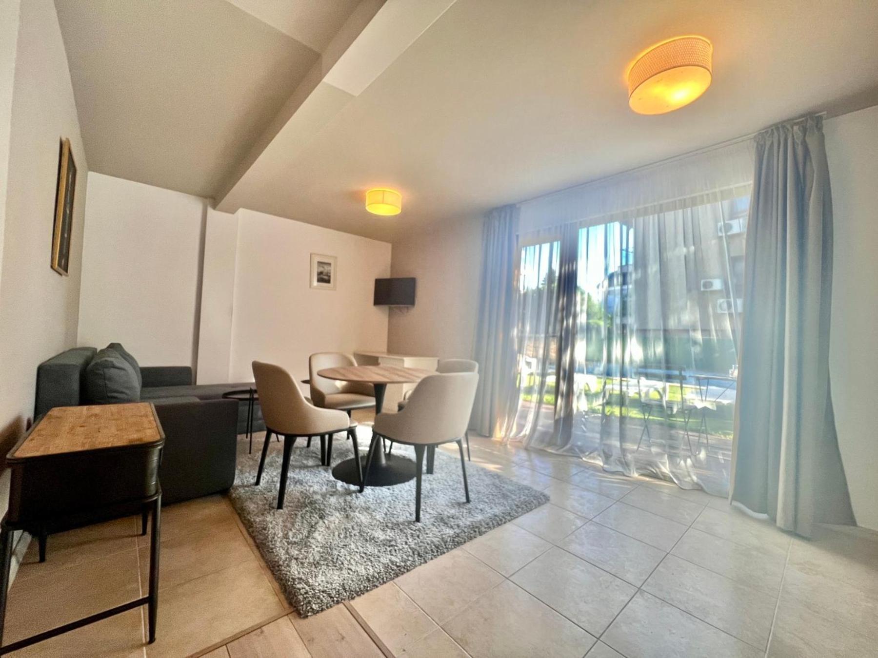 סנט קונסטנטין והלנה Kiara Apartments מראה חיצוני תמונה